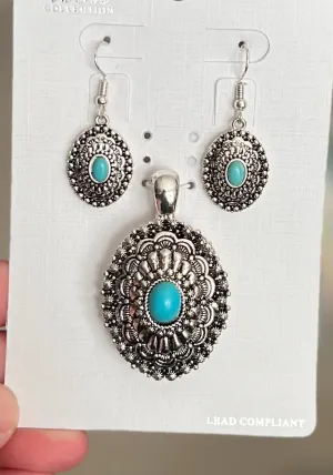 Western Concho Fashion Turquoise Stud Pendant and Earring Set